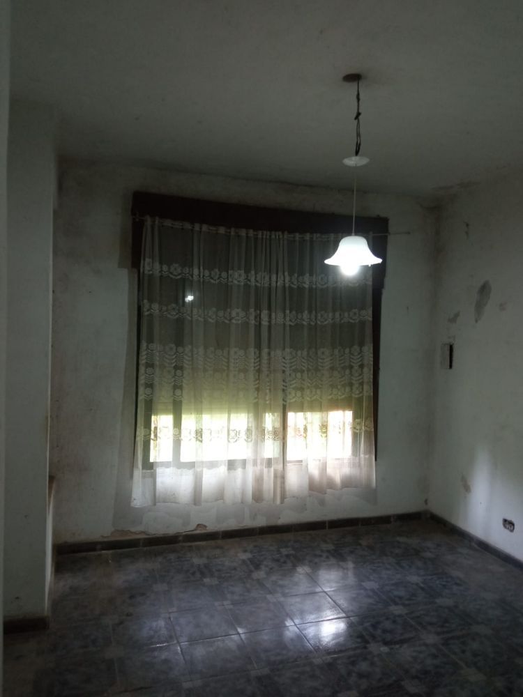 Image 1 Title